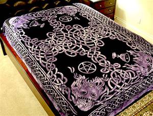 Celtic King Tapestry (Purple) - 72"X108"