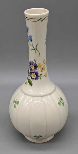 Belleek 3604 Emerald Isle Bud Vase 8"