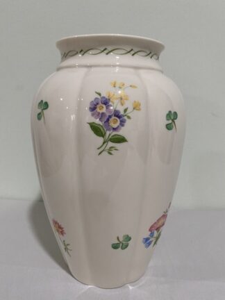 Belleek 3601 Emerald Isle Vase 10"