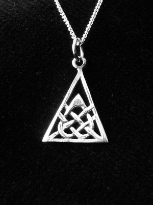 Sterling Silver Celtic Triangular Pendant 4224p